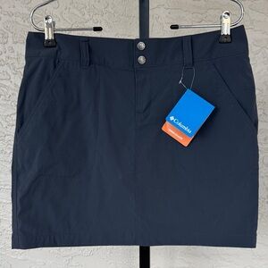 Columbia Trail Skort Women’s Size 10. OMNI-SHIELD fabric. India Ink color